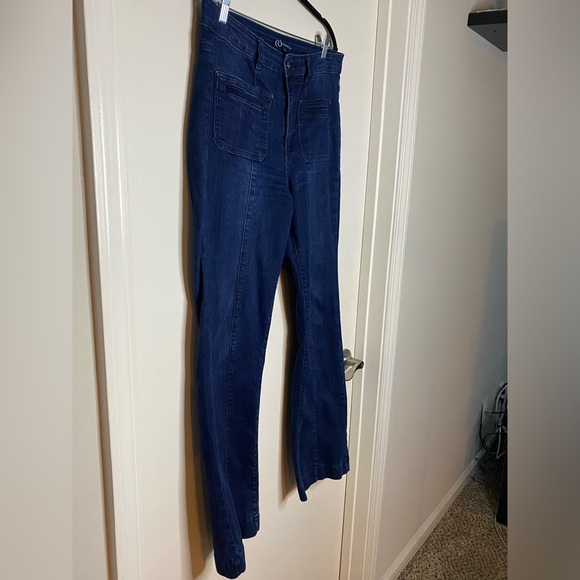 Our Republic Jeans Flare Bottoms - Picture 3 of 11